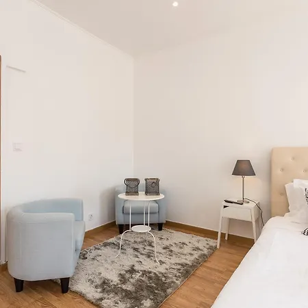 World Travelers 게스트하우스 *